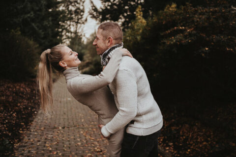 authentisches pärchenshooting Paar-fotograf