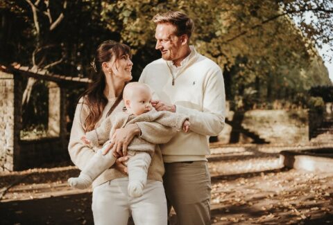 familie fotografiert in Regensburg in der natur