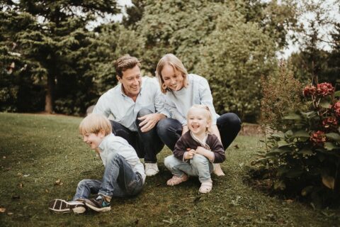 natürlich authentisch liebesvolles familienshooting