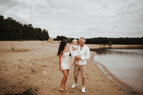 kinderfotografie Kinderfoto aufgenommen von familienfotograf aus mainburg